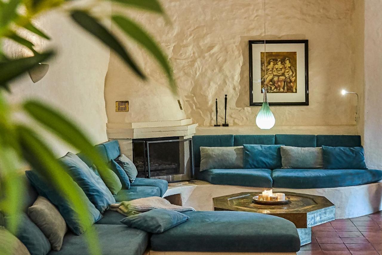 Sitges Hill Retreats-Masia Nur 22 Bedrooms Divided Over 9 Houses For Max 44 Guests Canyelles  Exterior photo