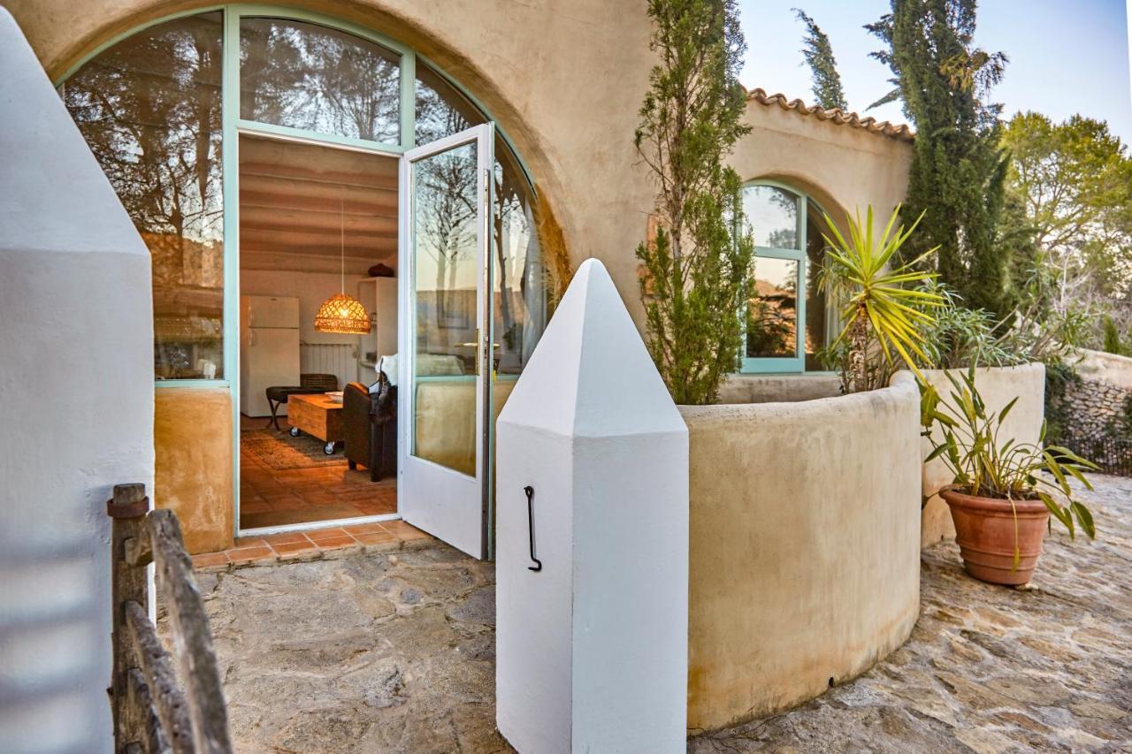 Sitges Hill Retreats-Masia Nur 22 Bedrooms Divided Over 9 Houses For Max 44 Guests Canyelles  Exterior photo